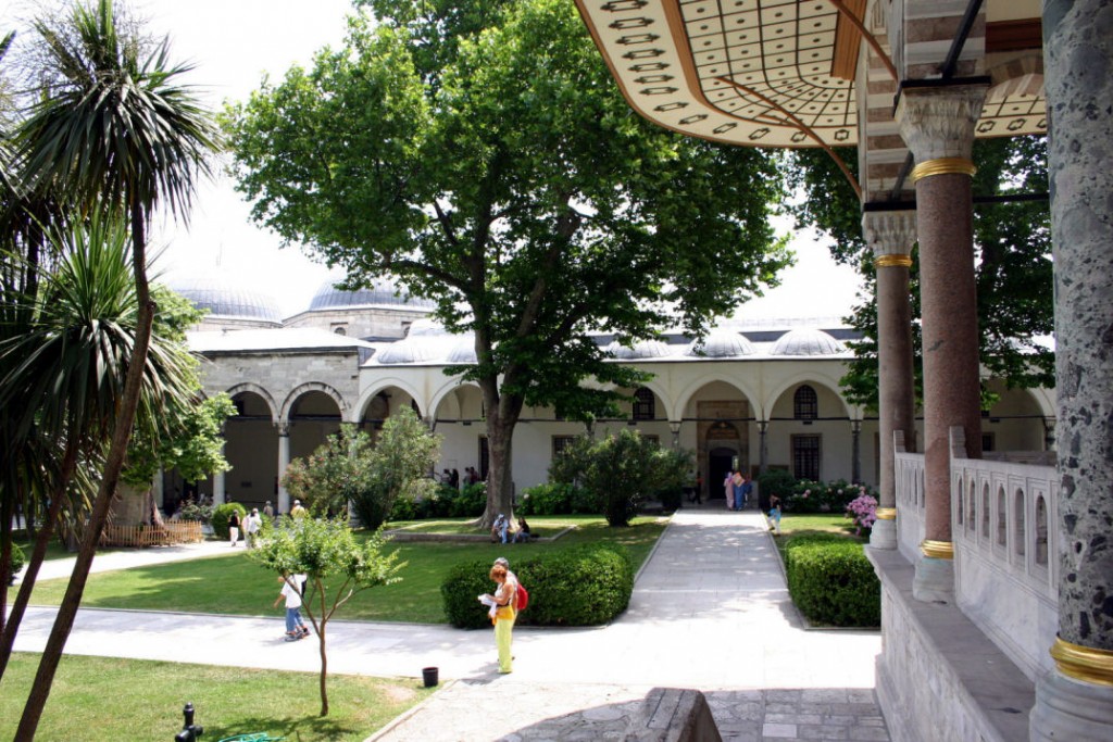 Topkapi_3rd_garden